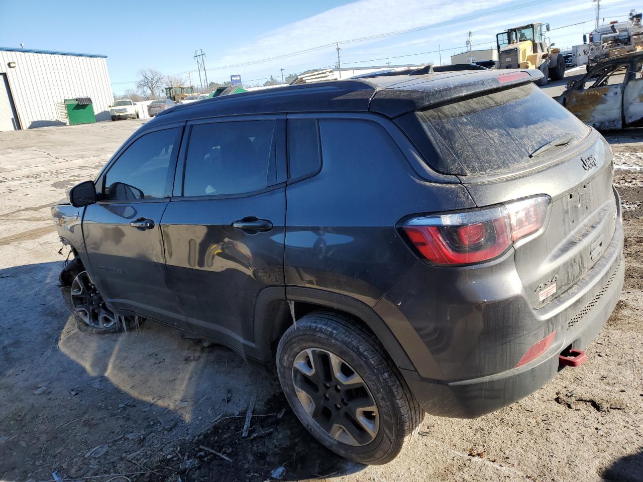 2017 Jeep Compass Trailhawk - Фото 2
