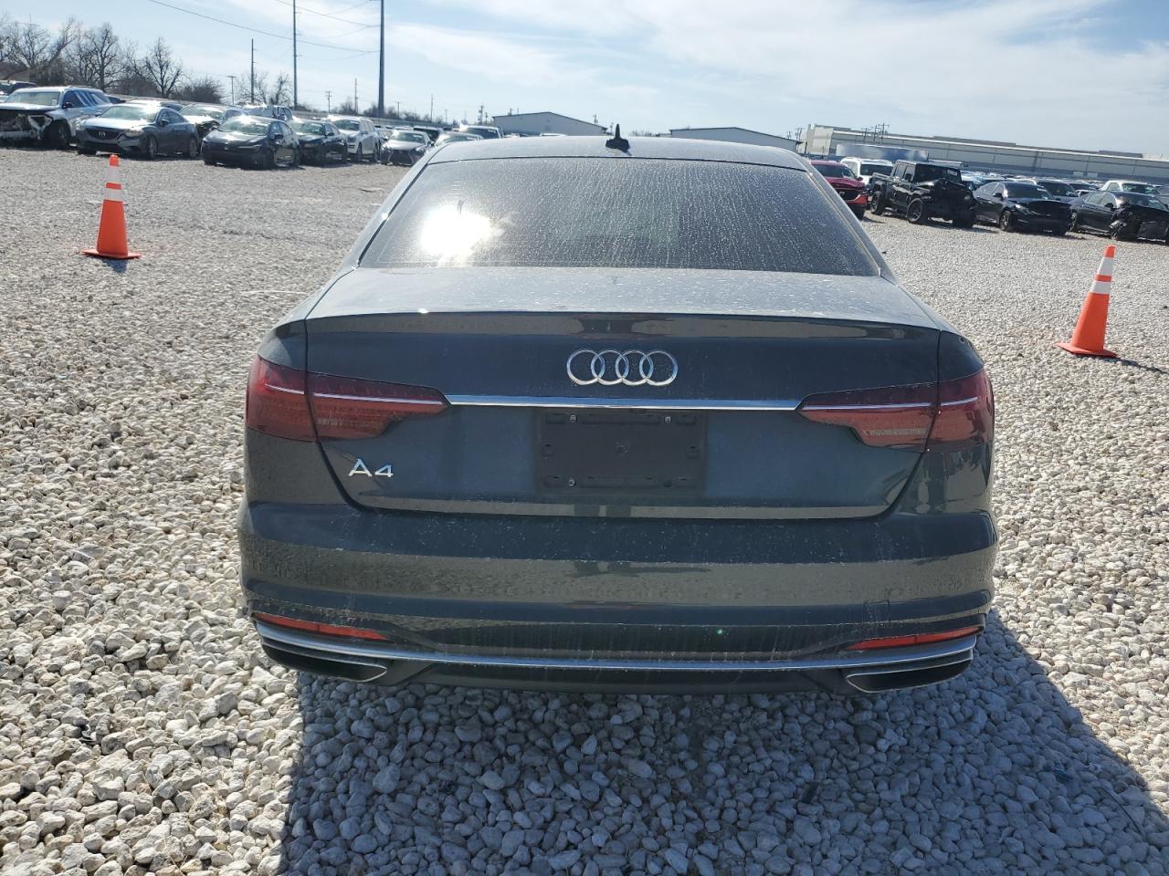 2020 Audi A4 Premium - Фото 6