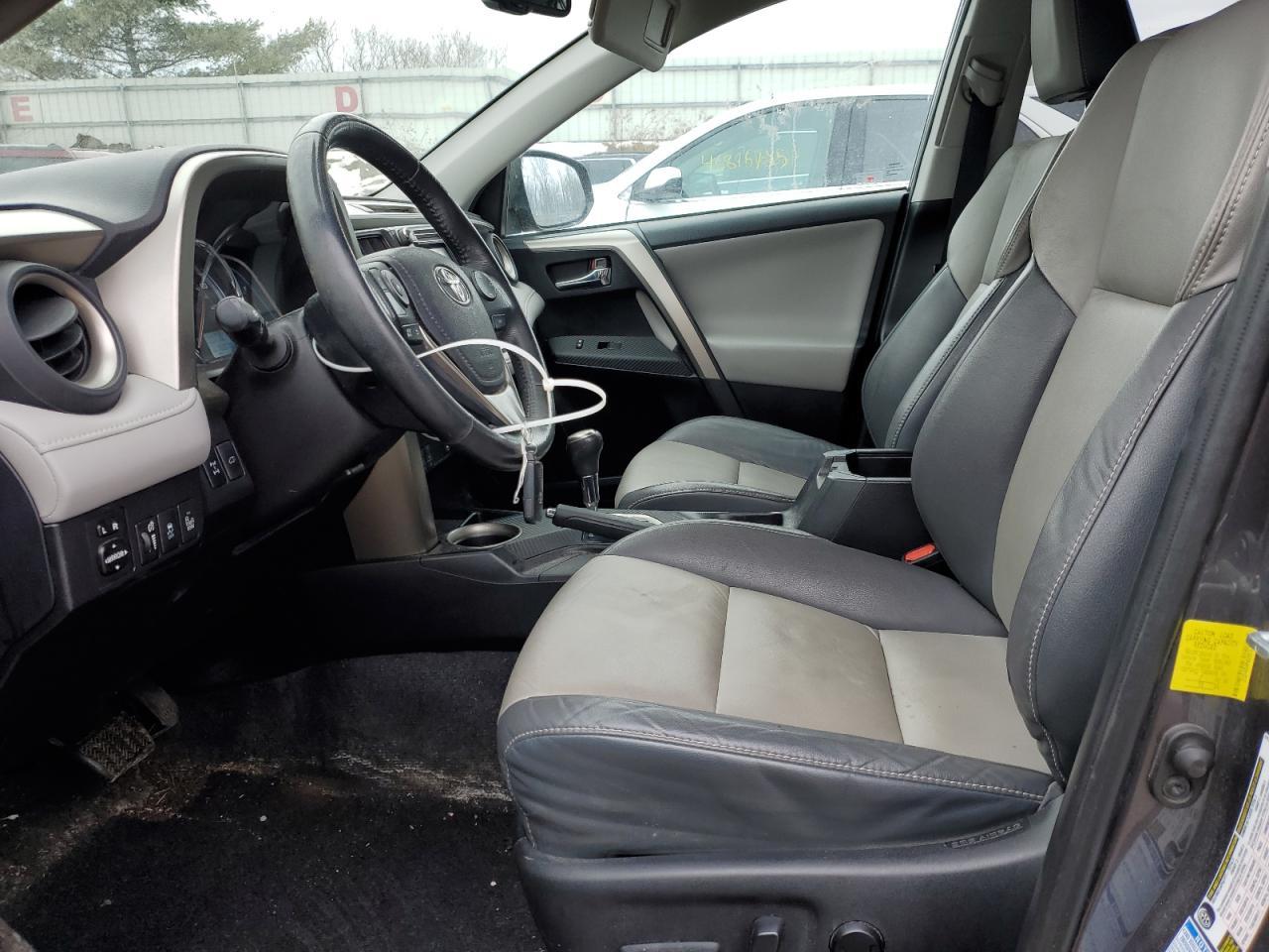 2015 Toyota Rav4 Limited - Image 7