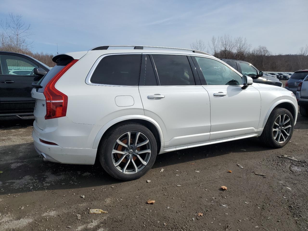 2019 Volvo Xc90 T5 Momentum - Image 3