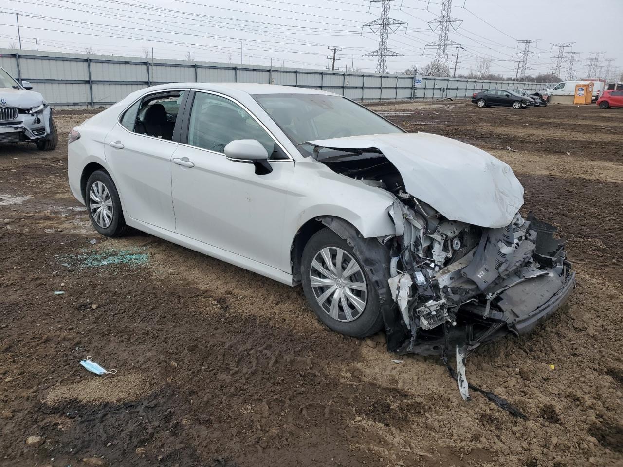 2023 Toyota Camry Le - Фото 4