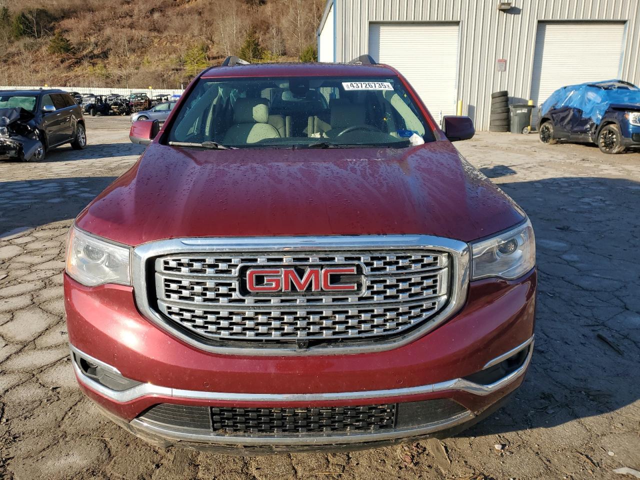 2017 GMC Acadia Denali - Image 5