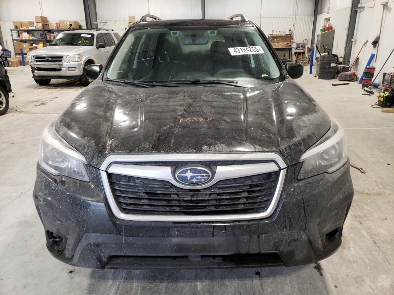 2020 Subaru Forester Premium - Фото 5