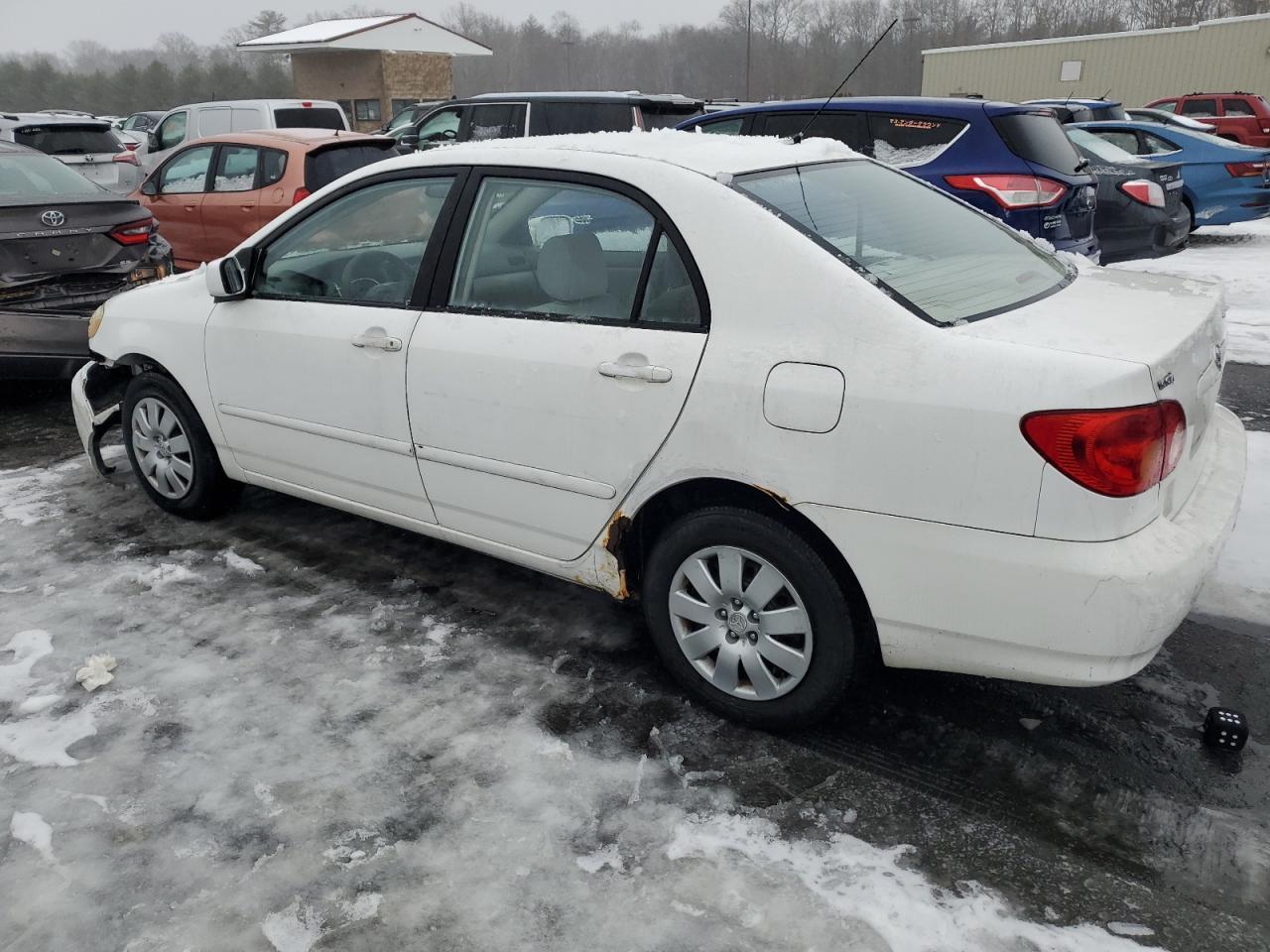 2004 Toyota Corolla Ce - Фото 2