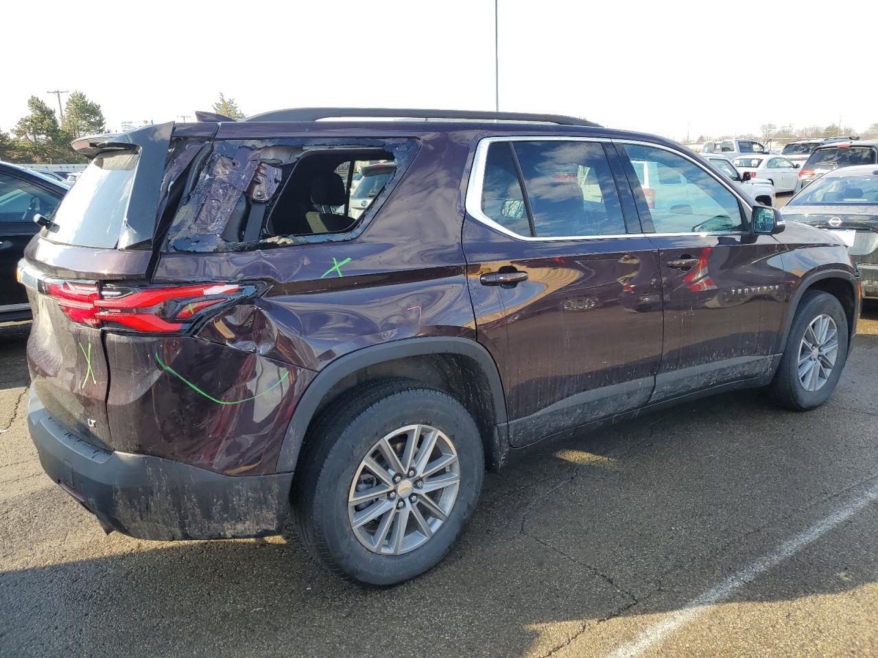2023 Chevrolet Traverse Lt - Image 3