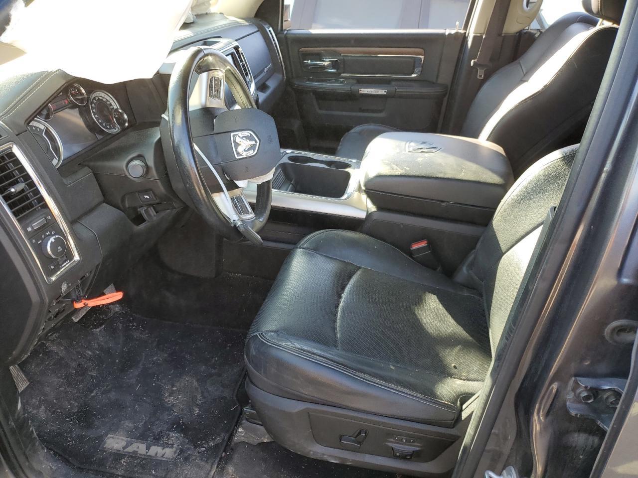 2017 Ram 1500 Laramie - Image 7