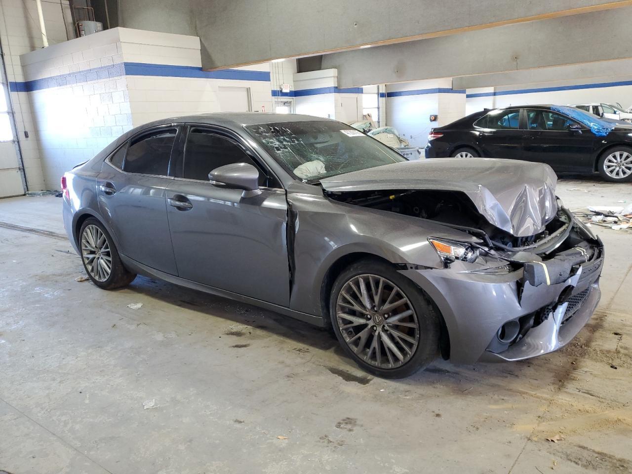 2014 Lexus Is 250 - Image 4