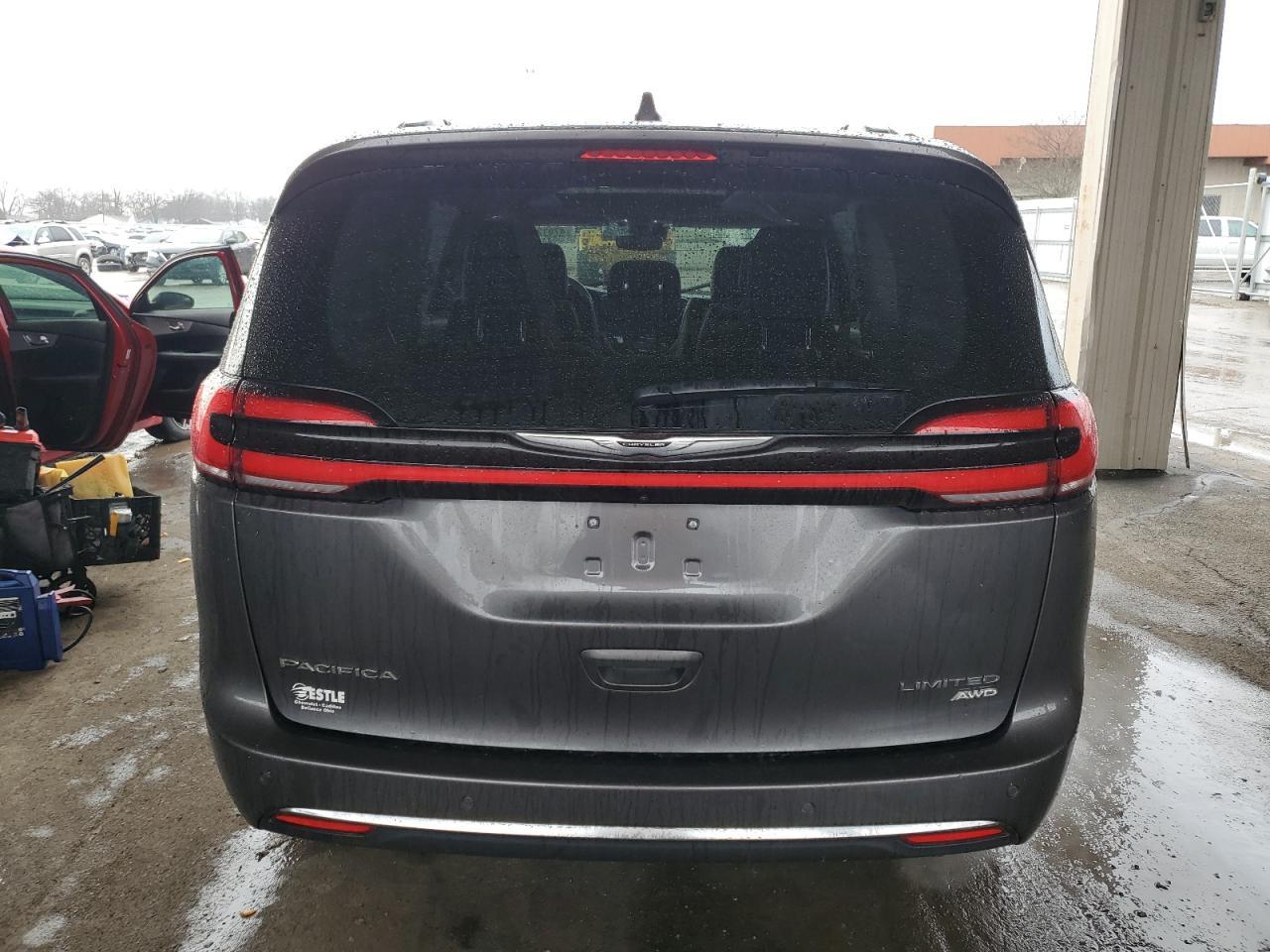 2021 Chrysler Pacifica Limited - Фото 6