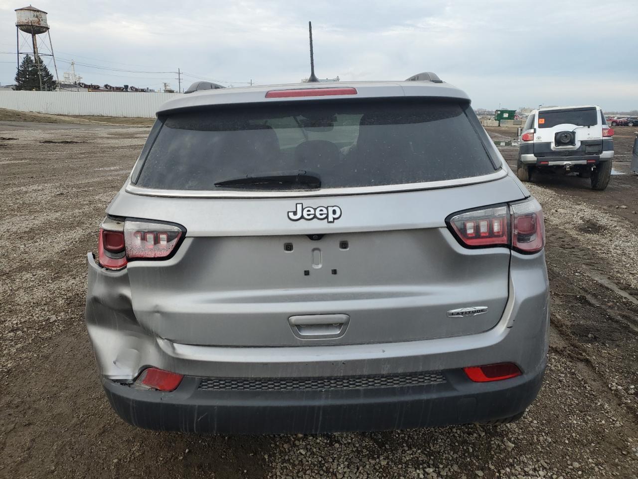 2018 Jeep Compass Latitude - Image 6