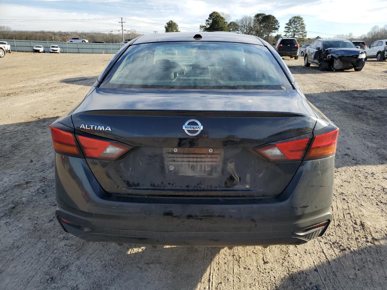 2020 Nissan Altima S - Фото 6