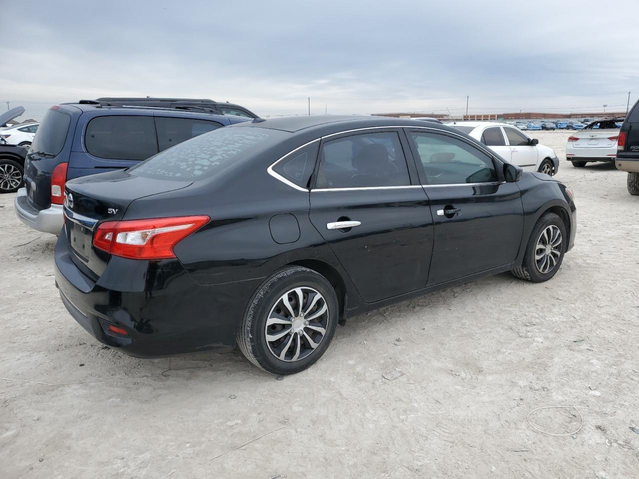 2017 Niss Sentra S - Image 3