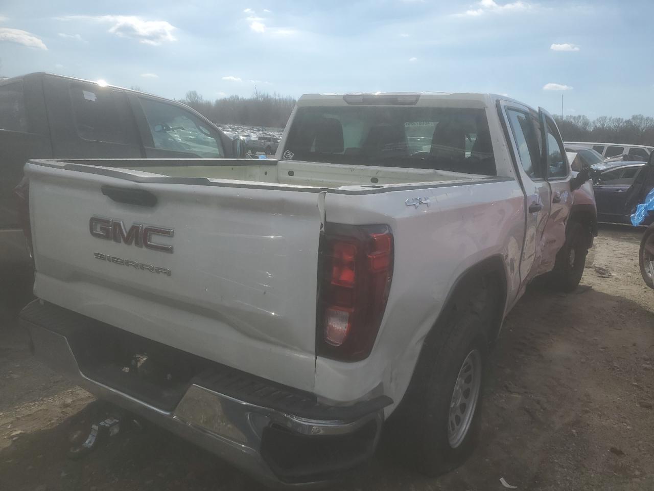 2024 GMC Sierra K1500 - Фото 3