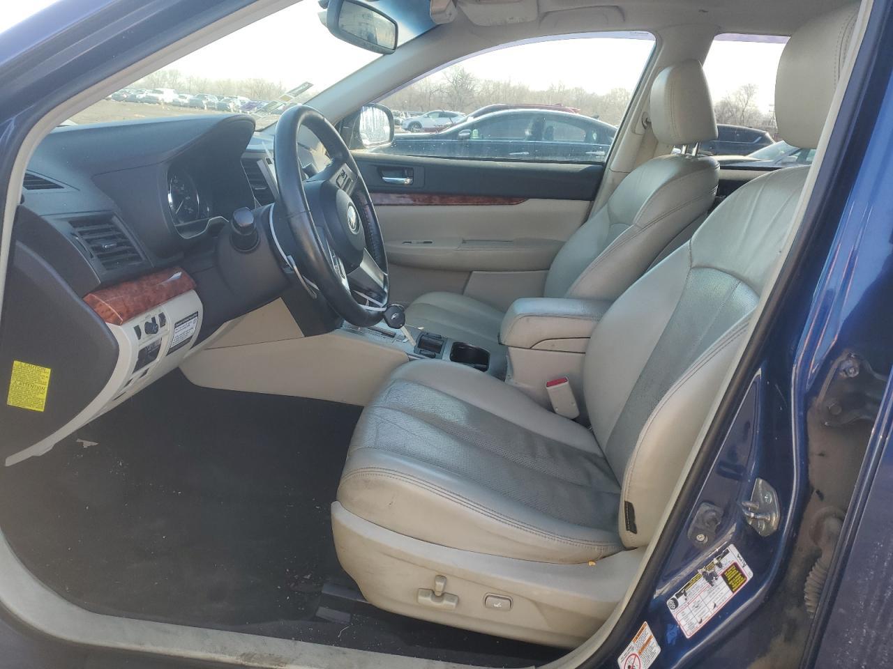 2010 Subaru Outback 3.6R Limited - Фото 7