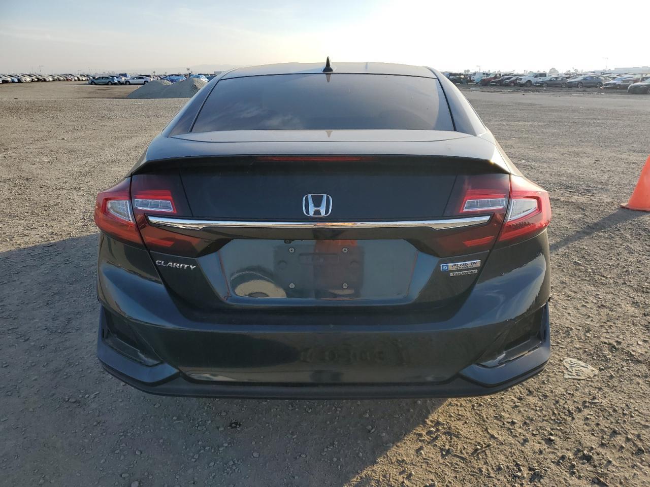 2018 Honda Clarity Touring - Image 6