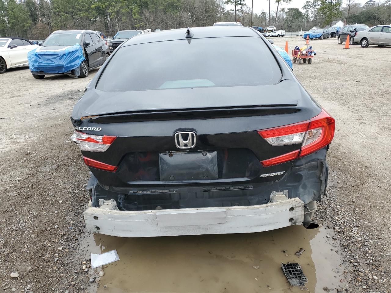 2018 Honda Accord Sport - Image 6