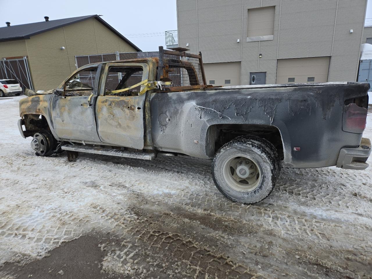 2019 GMC Sierra K3500 Denali - Image 2