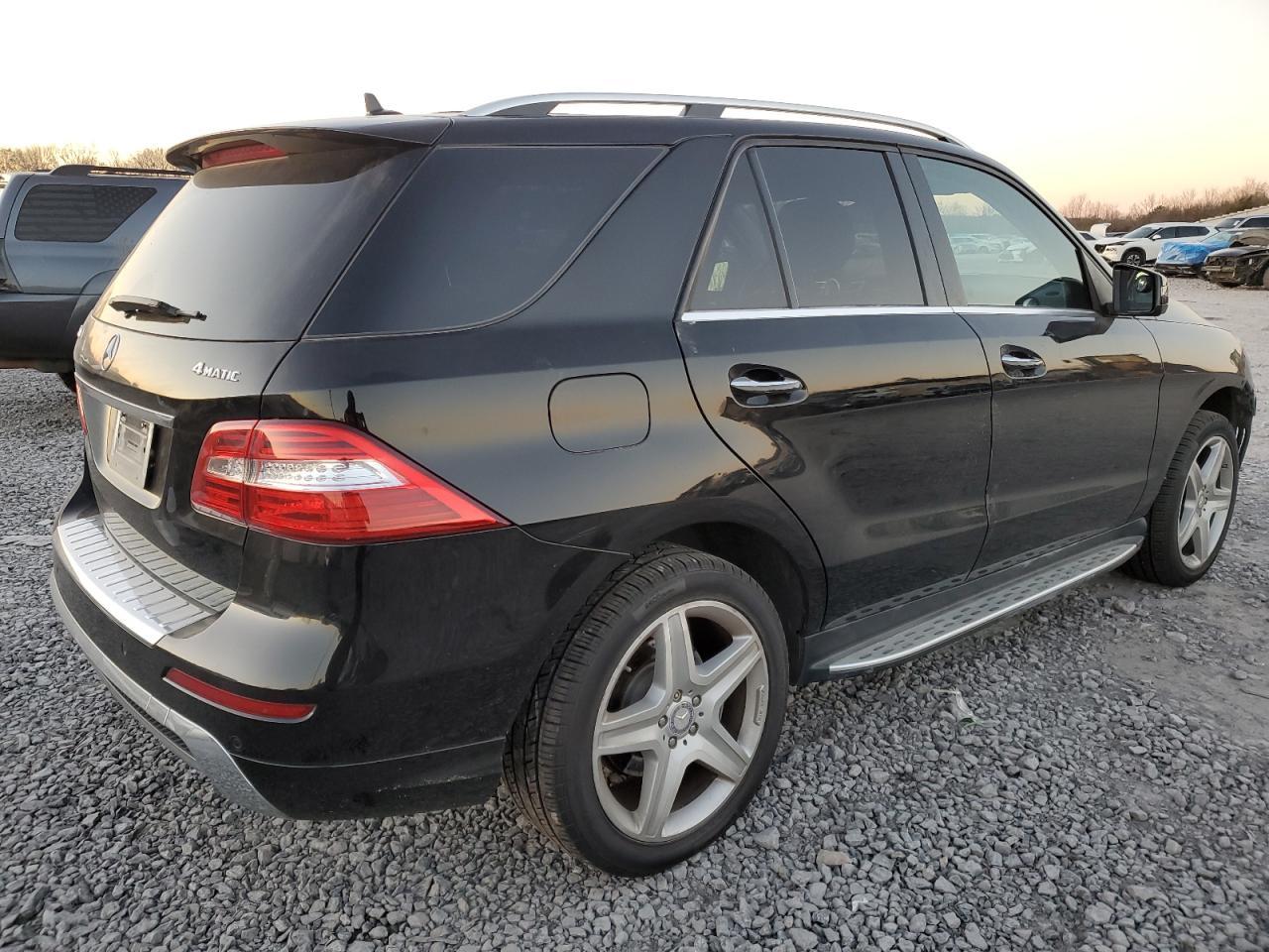 2014 Mercedes-Benz Ml 550 4Matic - Image 3