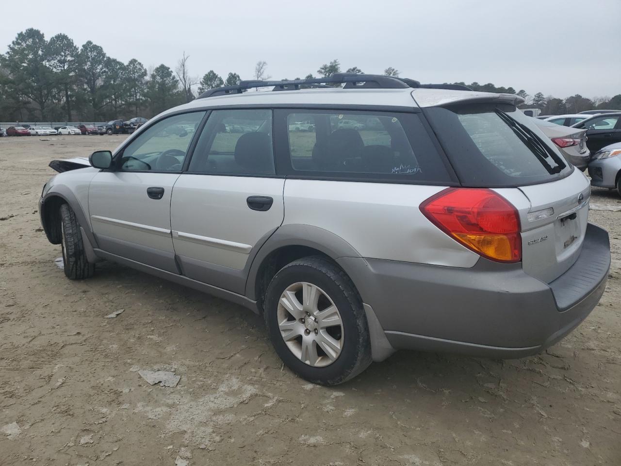2005 Subaru Legacy Outback 2.5I - Фото 2