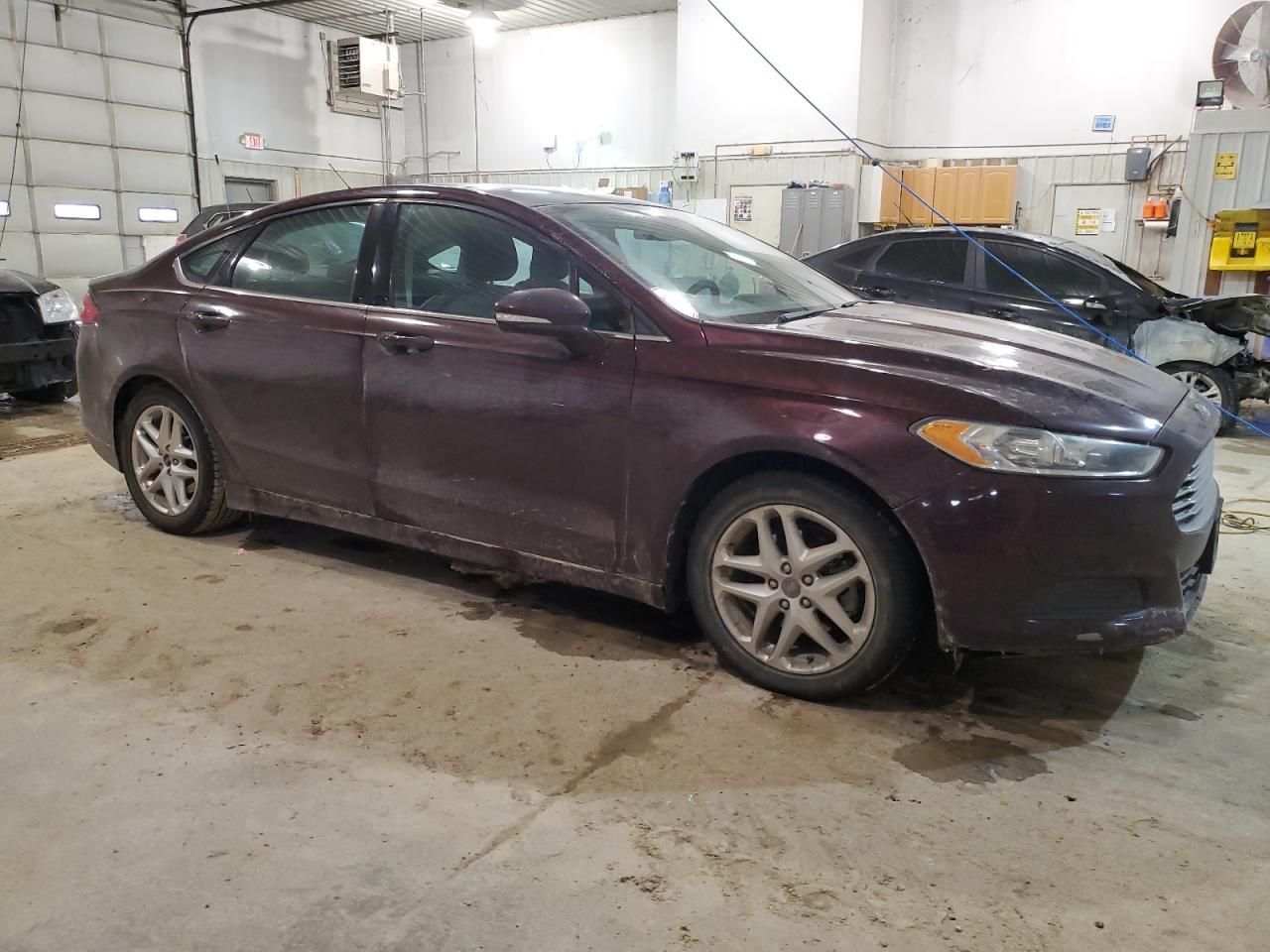 2013 Ford Fusion Se - Фото 4