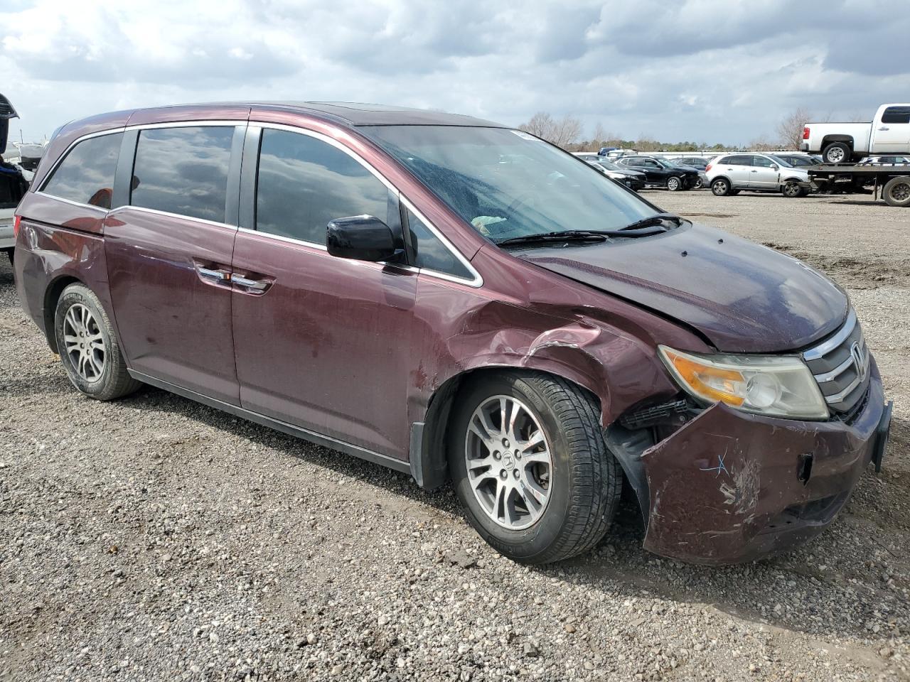 2013 Honda Odyssey Exl - Image 4