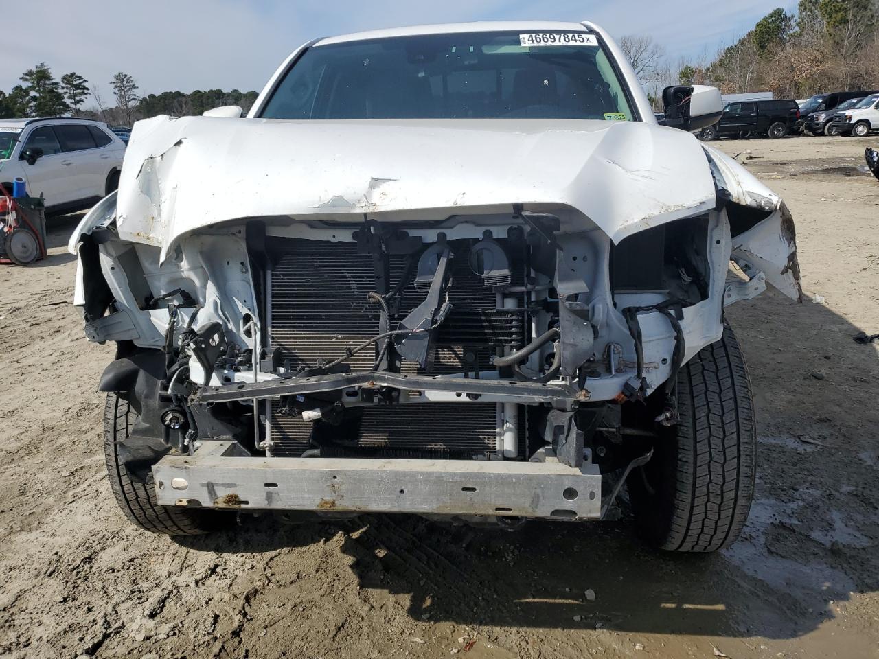 2019 Toyota Tacoma Access Cab - Image 5