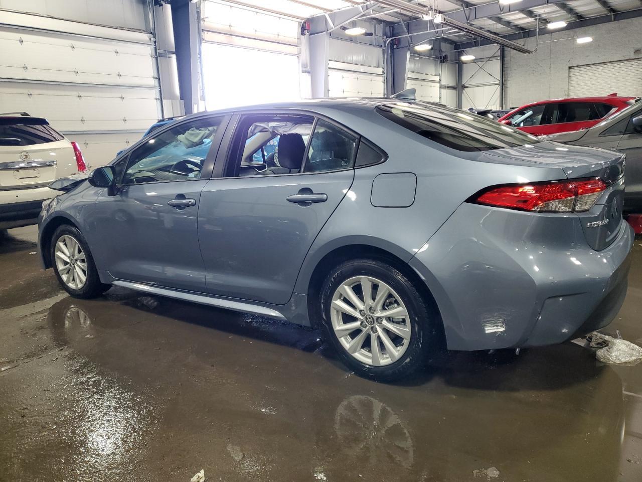 2023 Toyota Corolla Le - Image 2