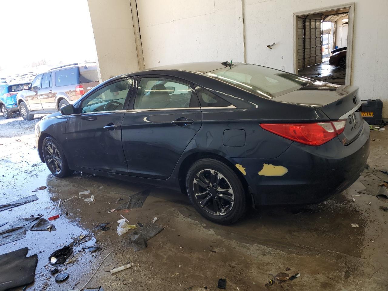 2013 Hyundai Sonata Gls - Фото 2
