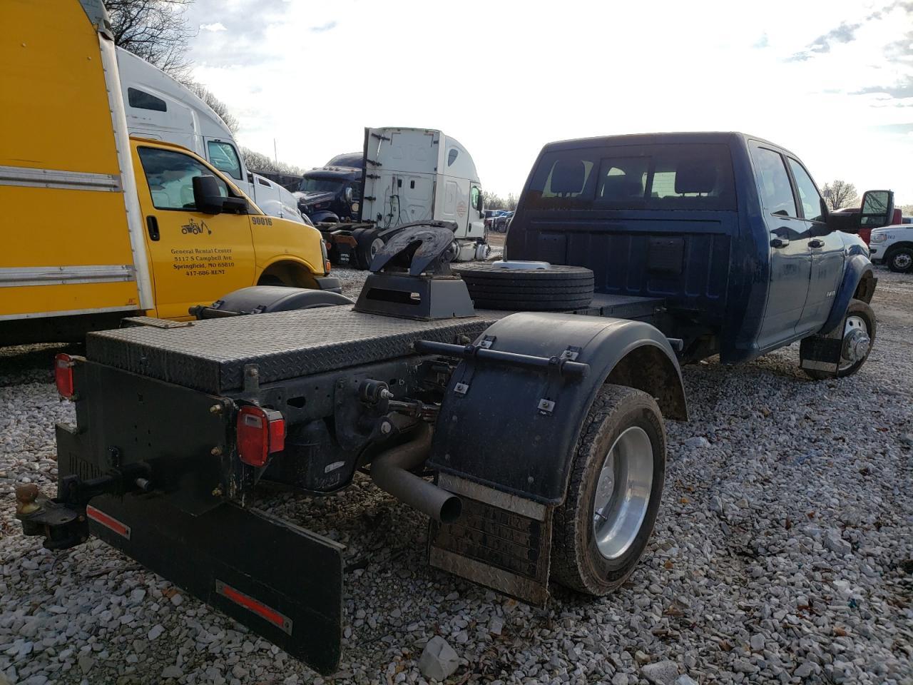 2024 Ram 5500 - Image 3