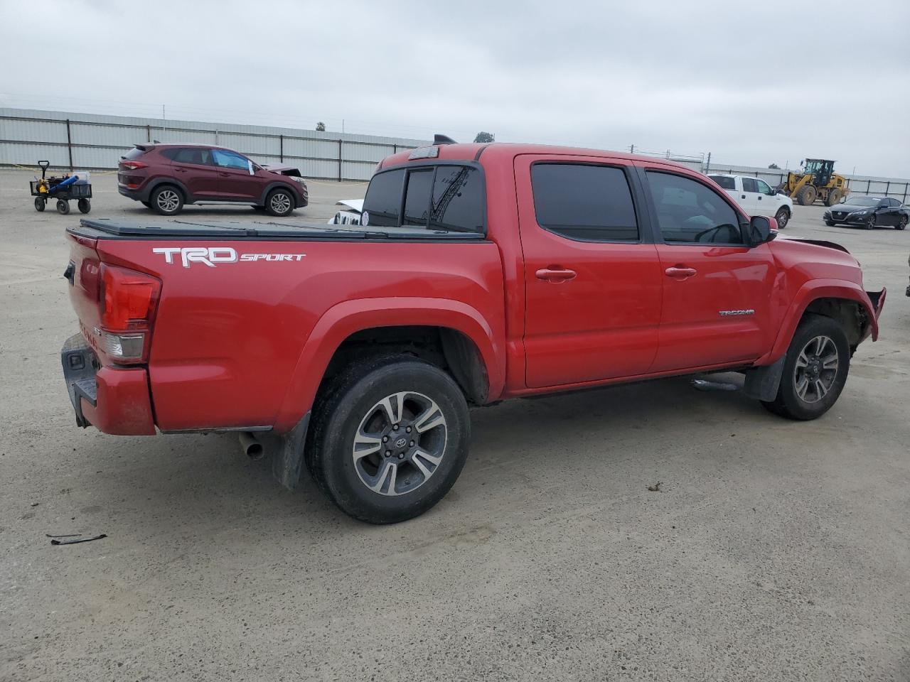 2016 Toyota Tacoma Double Cab - Фото 3