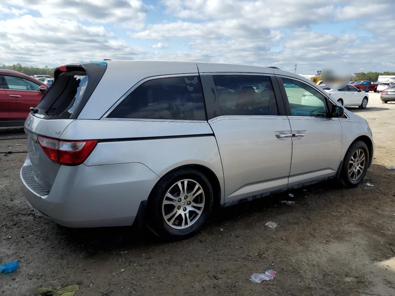 2012 Honda Odyssey Exl - Image 3