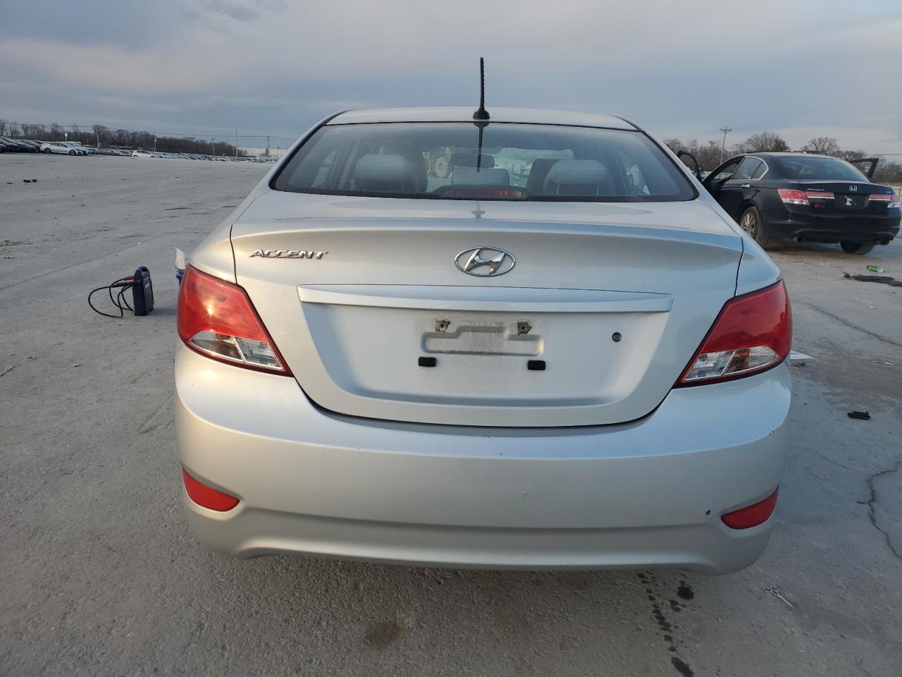 2016 Hyundai Accent Se - Image 6