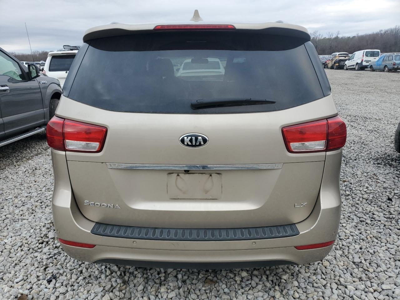 2015 Kia Sedona Lx - Фото 6