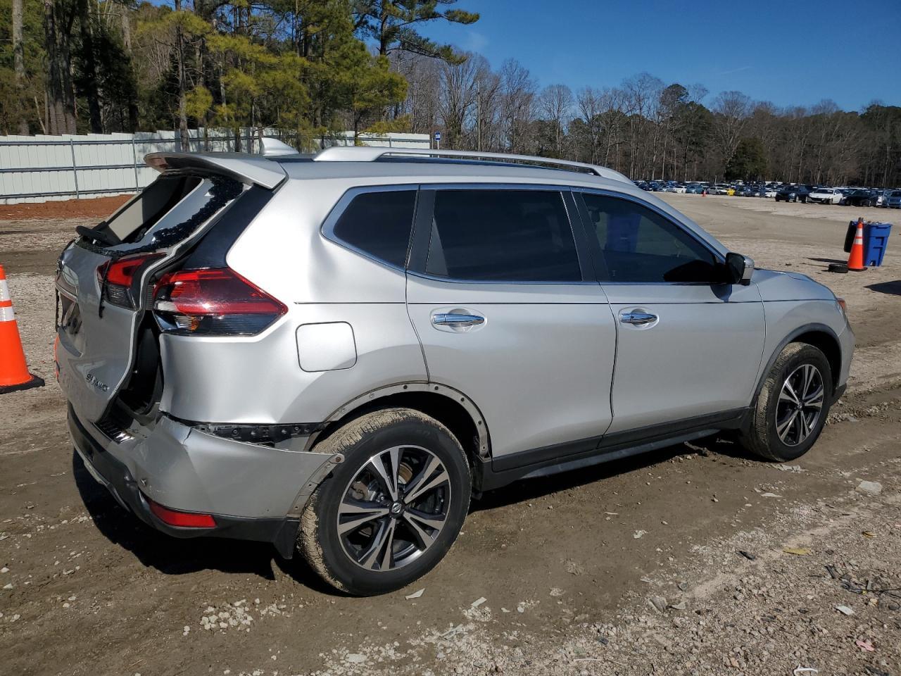 2019 Nissan Rogue S - Фото 3