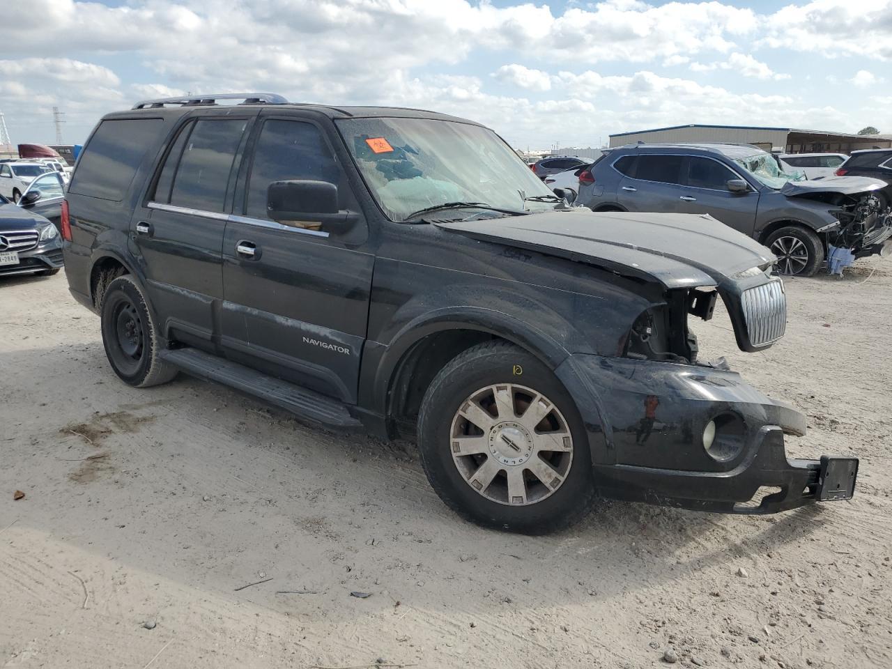 2004 Lincoln Navigator - Фото 4
