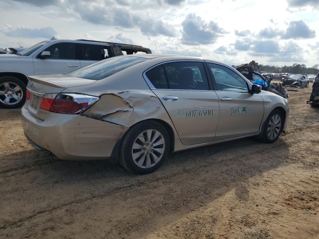 2014 Honda Accord Sport - Image 3