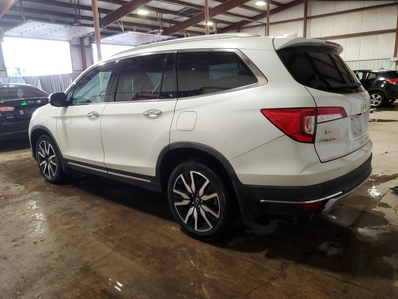 2020 Honda Pilot Elite - Image 2