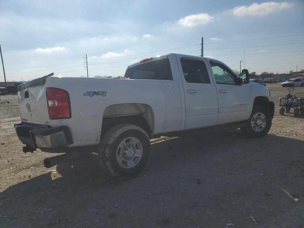 2008 Chevrolet Silverado K2500 Heavy Duty - Image 3