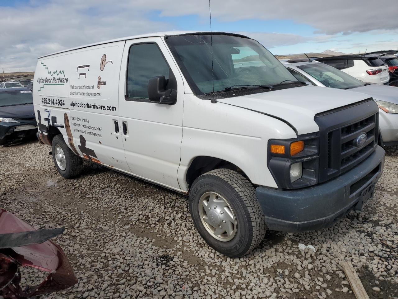 2010 Ford Econoline E250 Van - Image 4