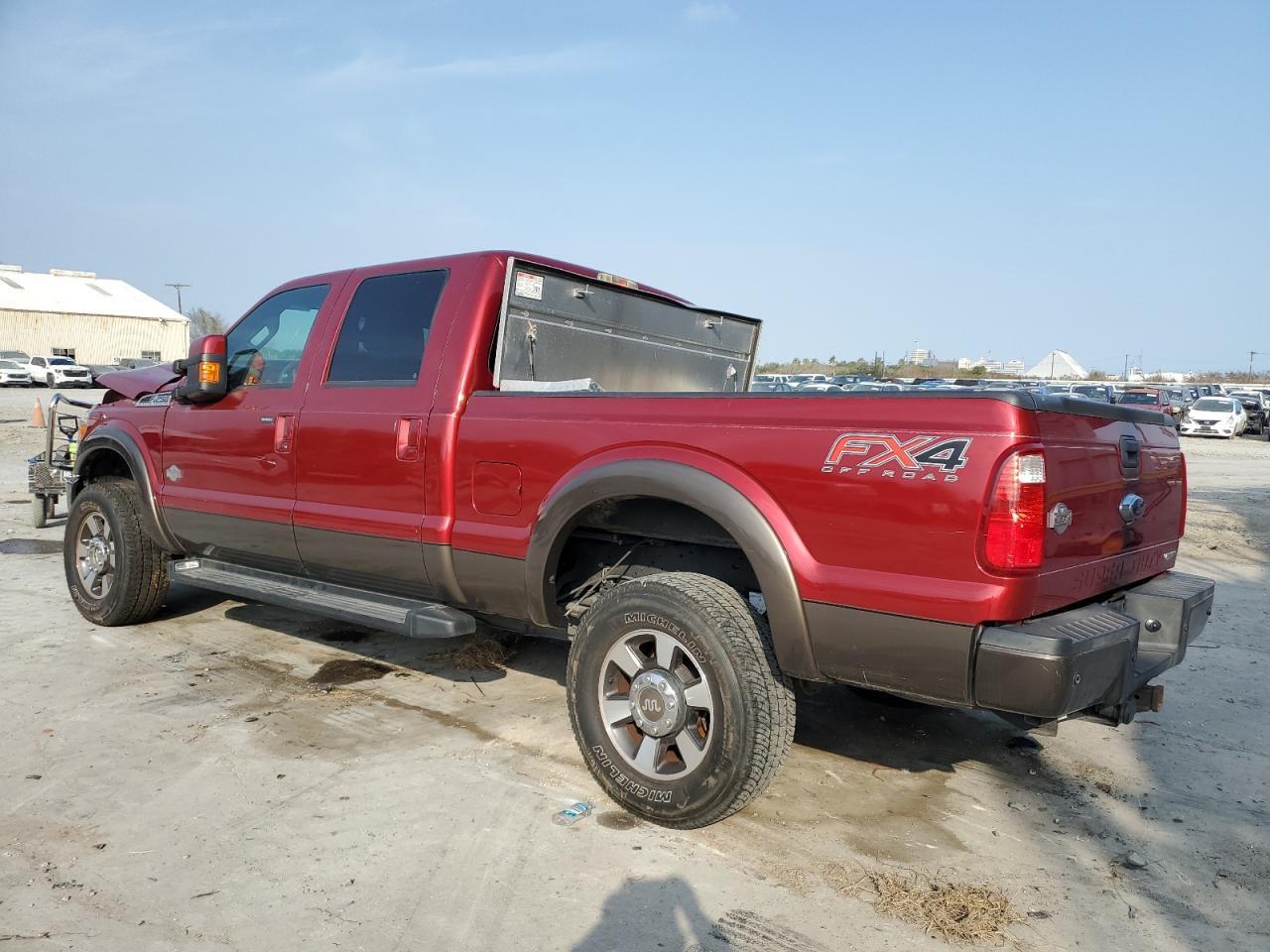 2015 Ford F250 Super Duty - Фото 2