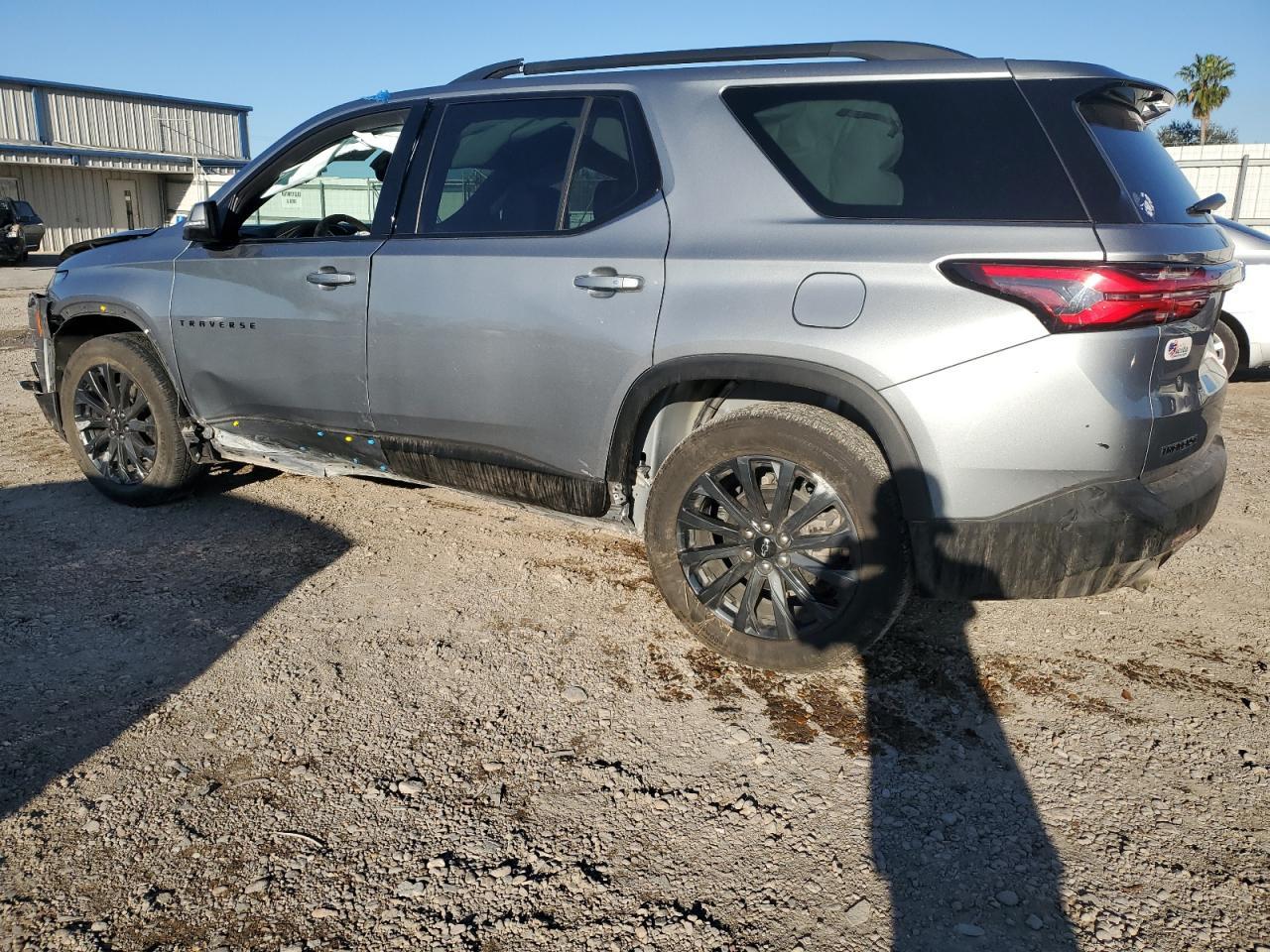 2023 Chevrolet Traverse Rs - Фото 2