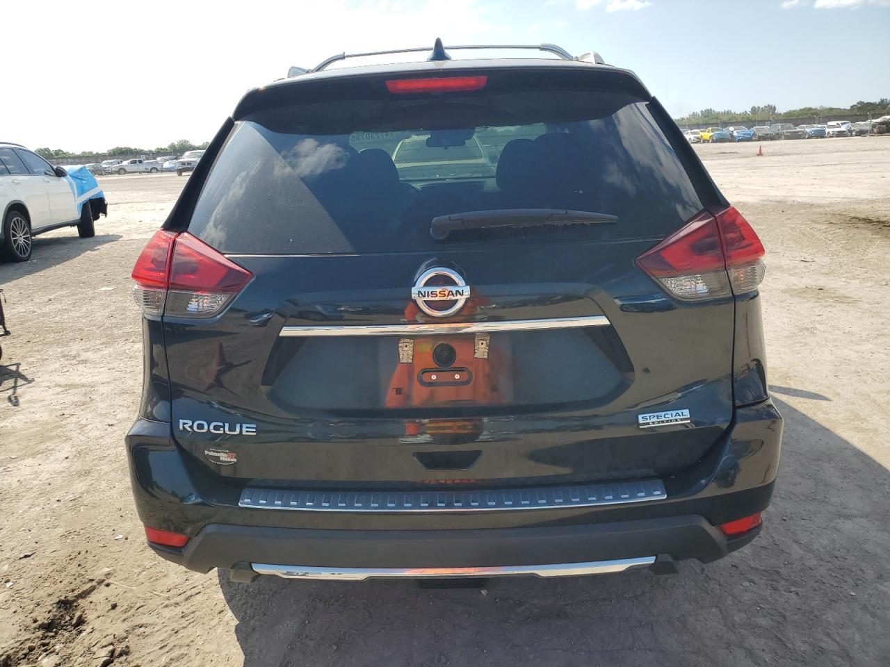 2019 Nissan Rogue S - Image 6
