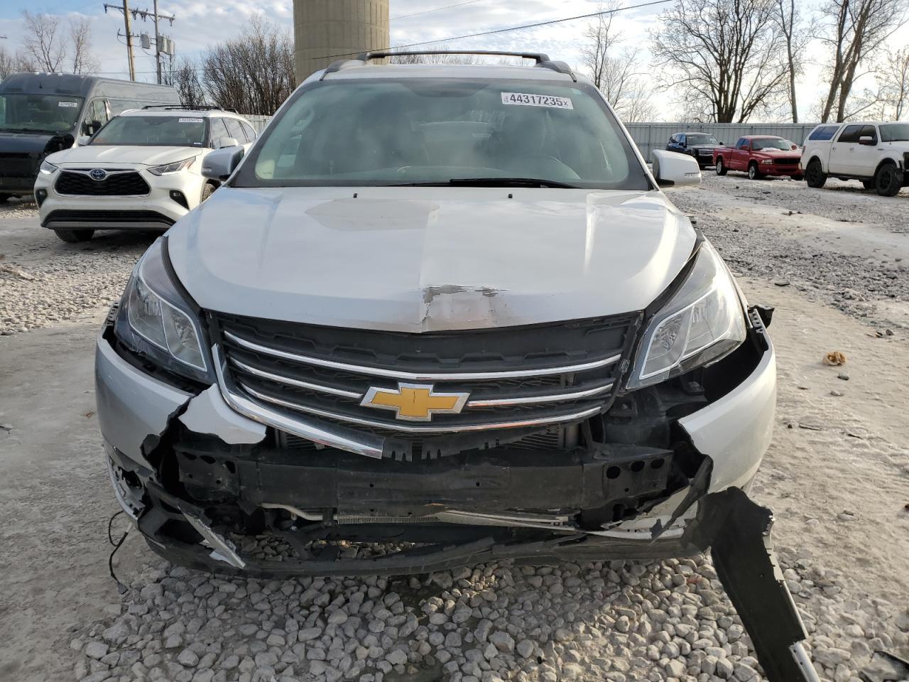 2017 Chevrolet Traverse Lt - Image 5
