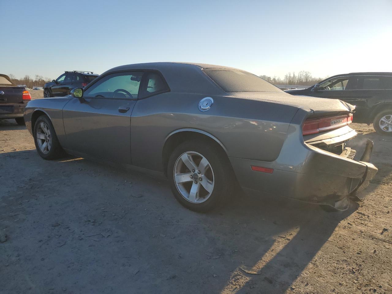 2011 Dodge Challenger - Image 2