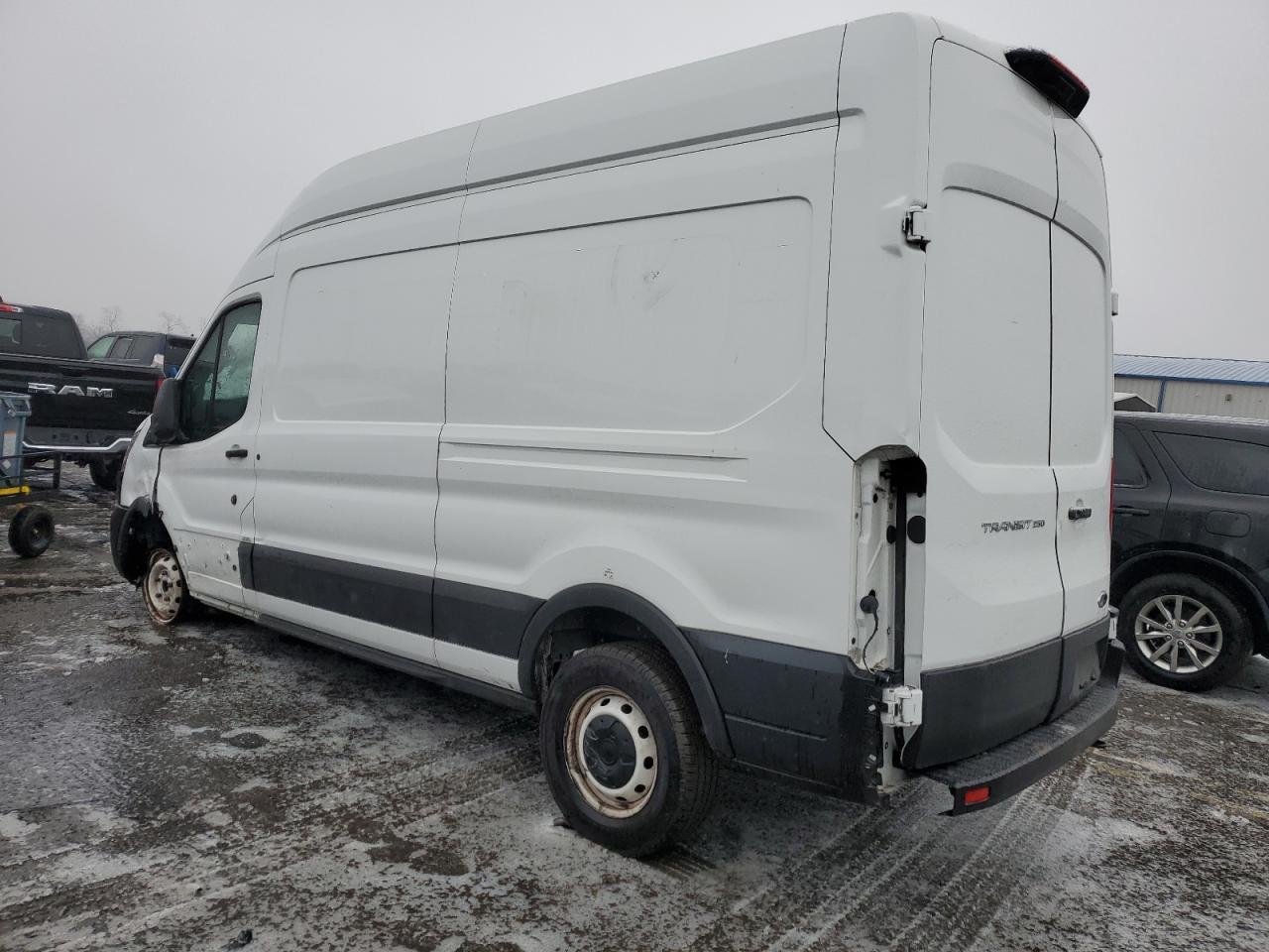 2021 Ford Transit T-250 - Фото 2