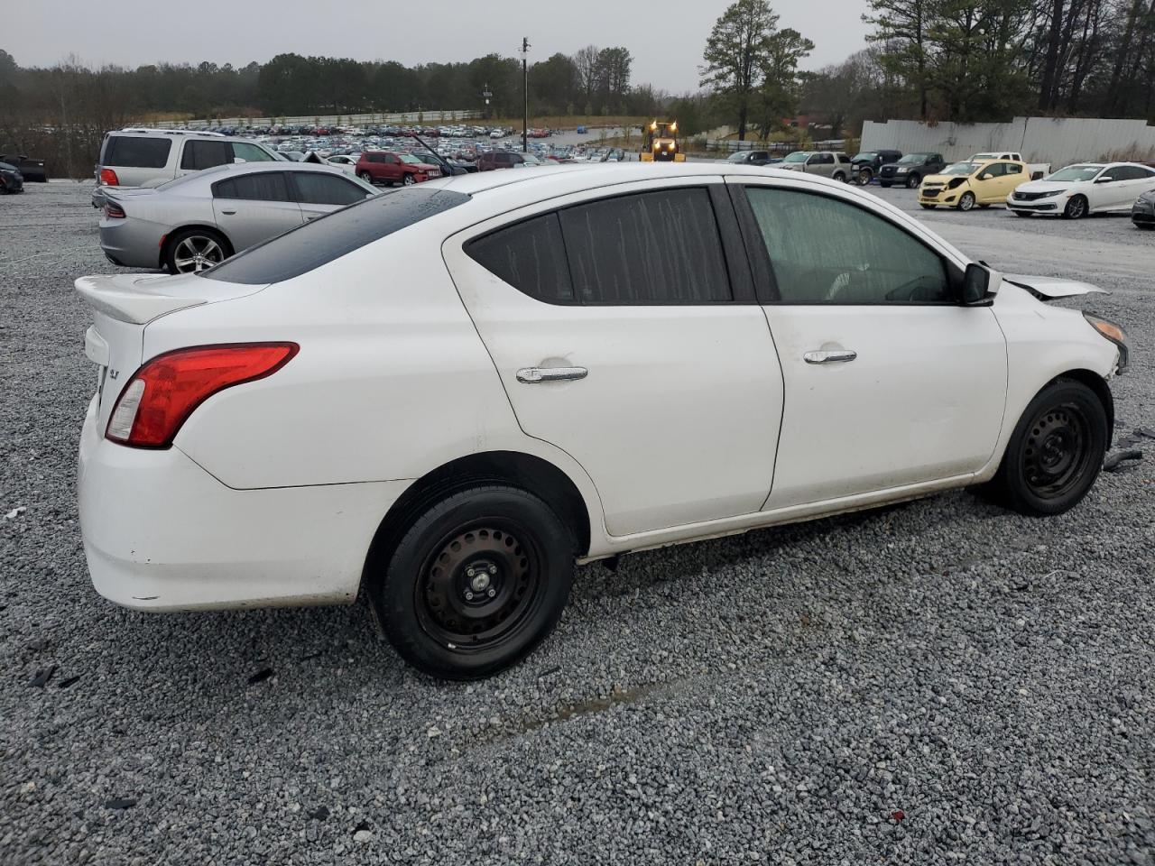 2018 Nissan Versa S - Image 3