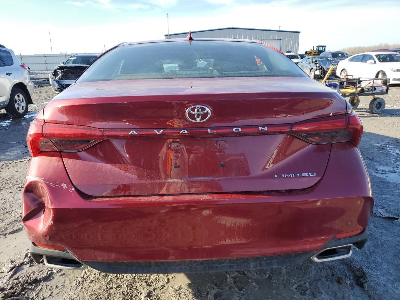 2019 Toyota Avalon Xle - Фото 6