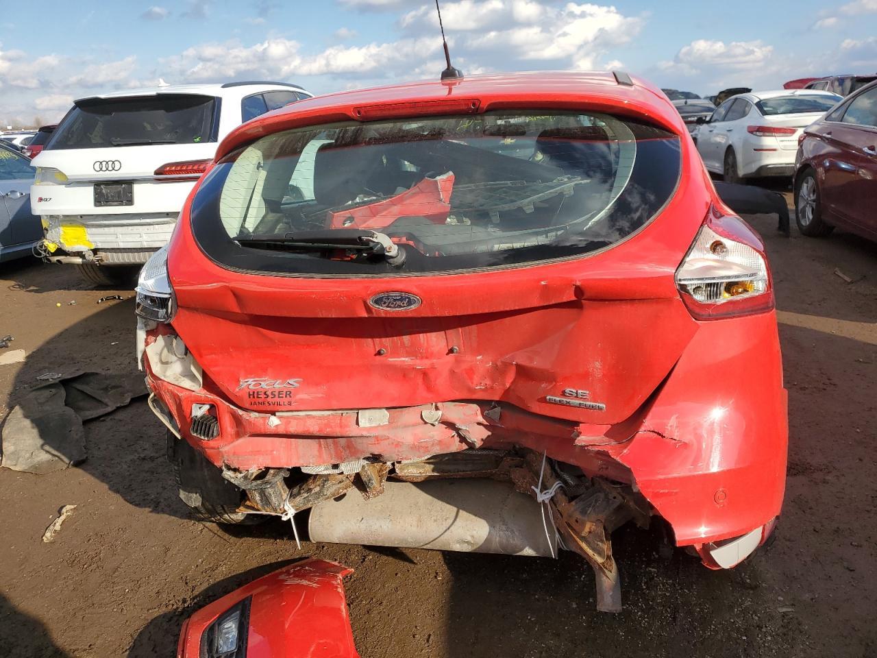 2016 Ford Focus Se - Фото 6