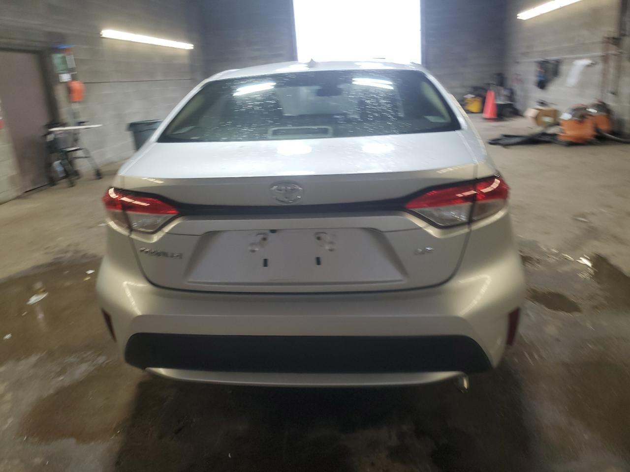 2022 Toyota Corolla Le - Фото 6