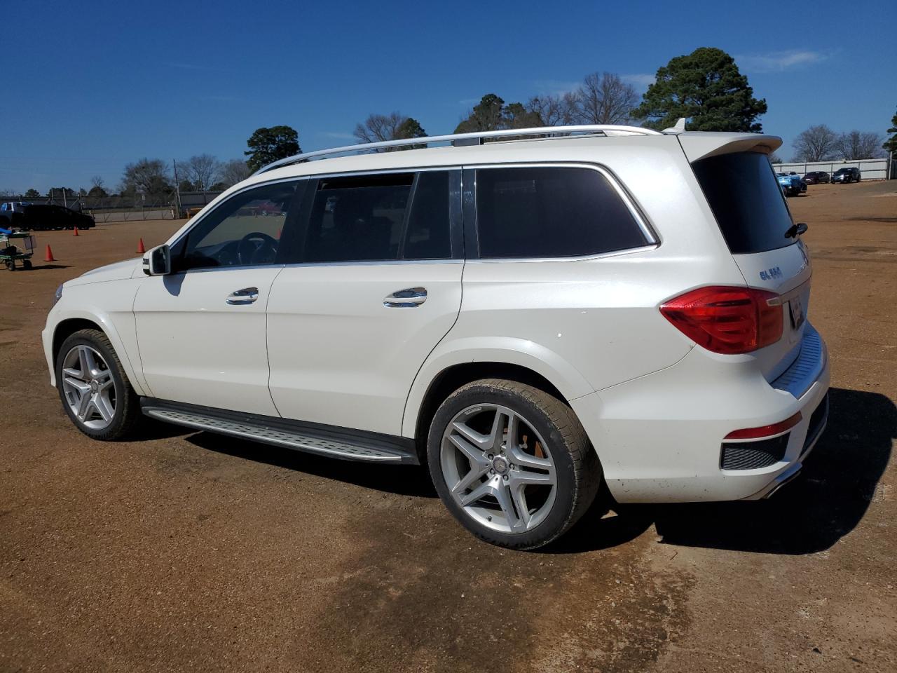 2014 Mercedes-Benz Gl 550 4Matic - Фото 2