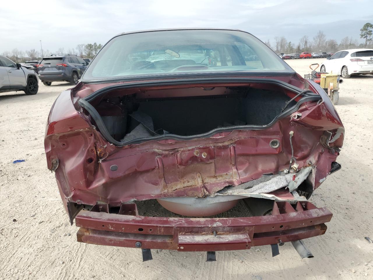 2002 Buick Century Custom - Фото 6